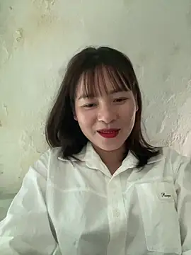 Snapshot of Star_fruit chatting on 10.24.25 Star fruit online show from 10.24.25