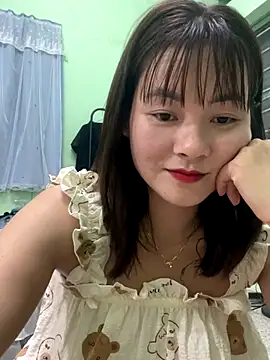 Snapshot of Star_fruit chatting on 10.25.25 Star fruit online show from 10.25.25