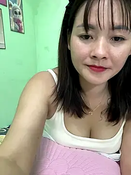 Snapshot of Star_fruit chatting on 11.04.25 Star fruit online show from 11.04.25