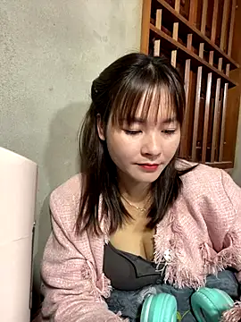 Snapshot of Star_fruit chatting on 11.22.25 Star fruit online show from 11.22.25