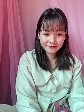 Snapshot of Star_fruit chatting on 11.27.25 Star fruit online show from 11.27.25