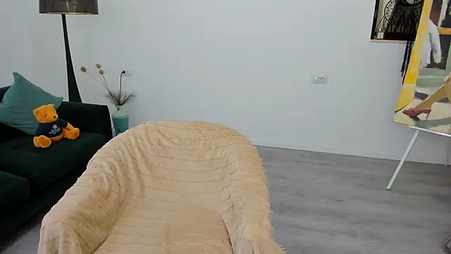 Arya Anna online show from 11.26.25