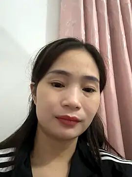 Pig pig11 online show from 11.14.25