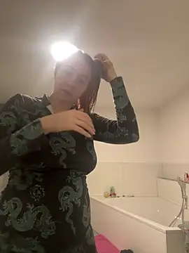 Latexaddictx  online show from 03.01.26