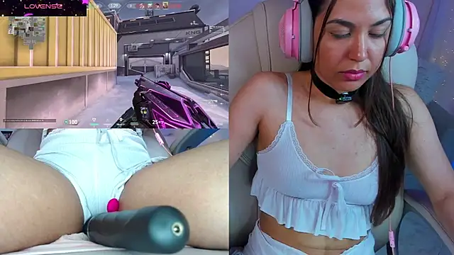 Snapshot of VenusIsLove_ chatting on 03.08.25 VenusIsLove online show from 03.08.25