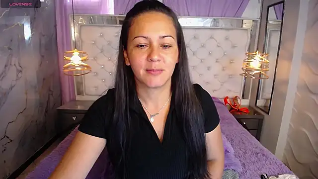 Melissa-roberts online show from 11.22.25