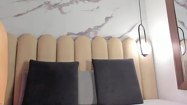 Snapshot of Vittoria__rossi chatting on 12.05.25 Vittoria rossi online show from 12.05.25