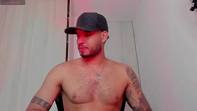 AUSTINN TORRES online show from 07.26.26