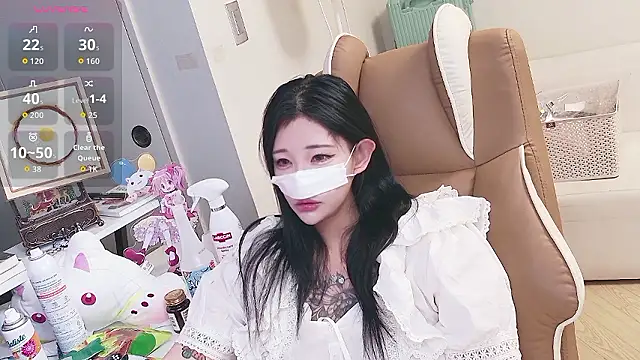 Milk Sola online show from 06.05.26