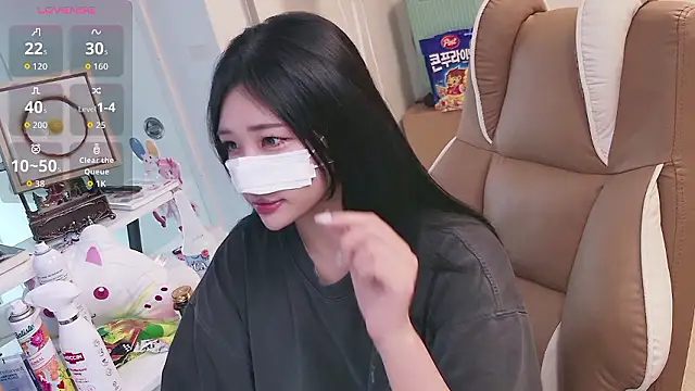 Milk Sola online show from 06.07.26