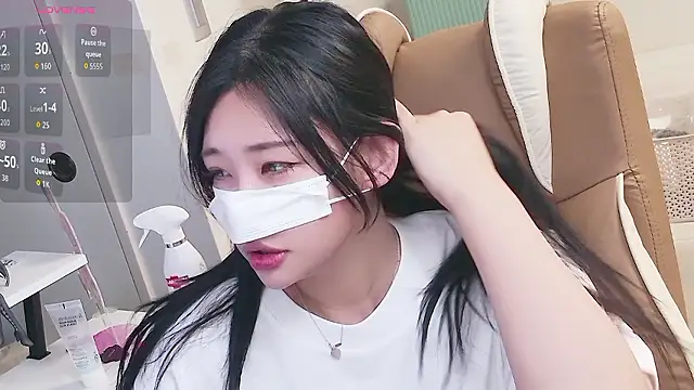 Milk Sola online show from 06.07.26