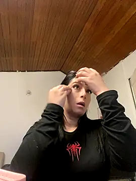 Kloe Novoa online show from 11.06.25