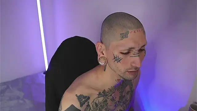 TokyoHatsumoto online show from 01.31.26