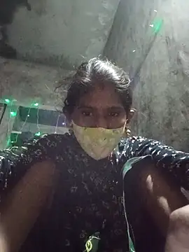 Snapshot of QRANSEXI chatting on 10.29.25 QRANSEXI online show from 10.29.25