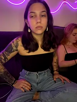 Hannahinfame online show from 11.20.25