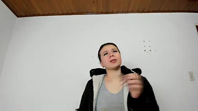 Vanessa Martinz online show from 11.15.25