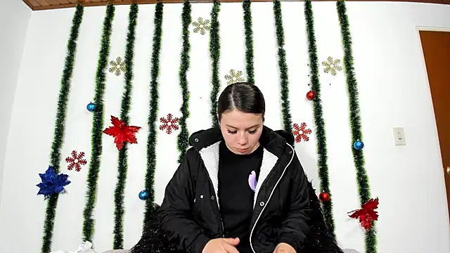 Vanessa Martinz online show from 11.17.25