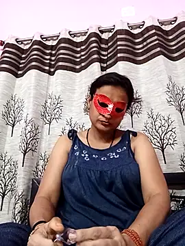 Hotty girl25 online show from 11.01.25