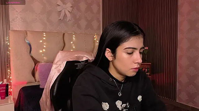 MAIILY TAY online show from 02.18.26