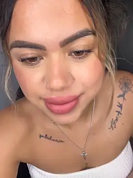 Alanna-foxx online show from 11.07.25