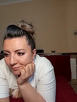 Snapshot of Gabrielaalialiali chatting on 04.15.26 Gabrielaalialiali online show from 04.15.26