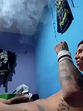 Ojitosbrrr online show from 11.22.25