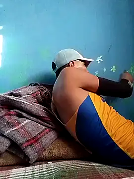 Ojitosbrrr online show from 11.23.25