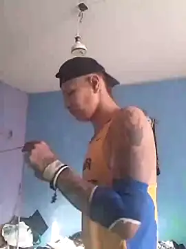 Ojitosbrrr online show from 11.28.25