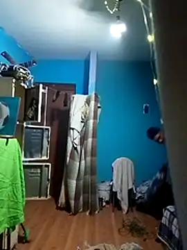 Ojitosbrrr online show from 12.05.25