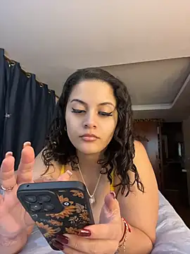 Snapshot of amellita-33 chatting on 07.17.26 amellita-33 online show from 07.17.26