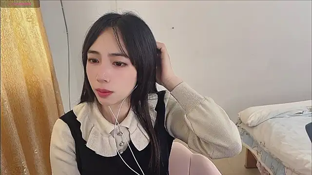 by-Hannah online show from 11.12.25