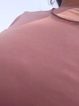 Snapshot of Poonam12A chatting on 11.16.25 Poonam12A online show from 11.16.25