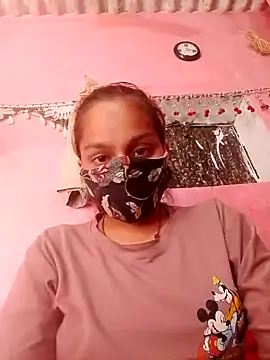 Snapshot of Poonam12A chatting on 12.21.25 Poonam12A online show from 12.21.25