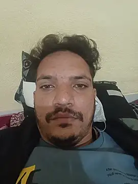 Snapshot of indoregigolo chatting on 12.21.25 indoregigolo online show from 12.21.25