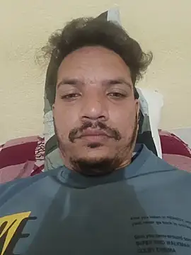 Snapshot of indoregigolo chatting on 12.22.25 indoregigolo online show from 12.22.25