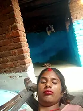 Snapshot of Babita_ranni chatting on 10.29.25 Babita ranni online show from 10.29.25