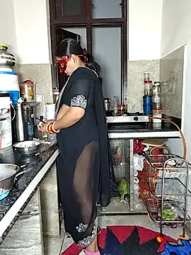 Snapshot of Heena-143 chatting on 02.12.26 Heena-143 online show from 02.12.26