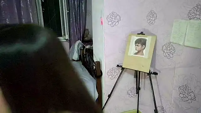 Snapshot of LumiHeart chatting on 10.30.25 LumiHeart online show from 10.30.25