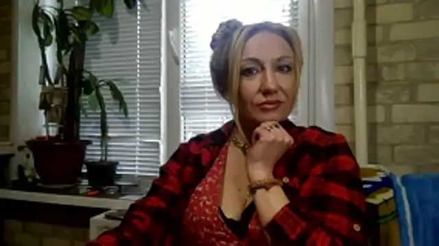 LilaniLoverx online show from 11.04.25