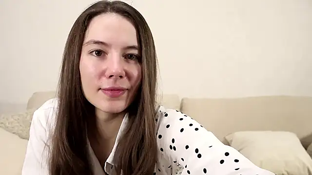 Snapshot of Petalwren chatting on 12.20.25 Petalwren online show from 12.20.25