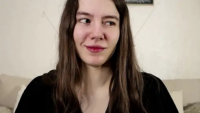 Snapshot of Petalwren chatting on 02.15.26 Petalwren online show from 02.15.26