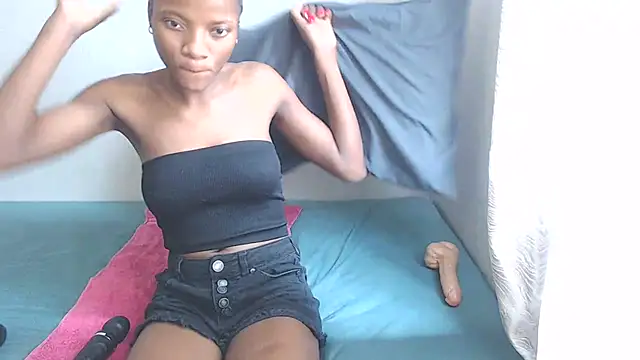 EbonyTinyX online show from 11.27.25