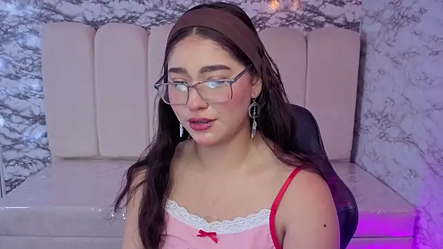 Afrodita Wild v online show from 12.19.25