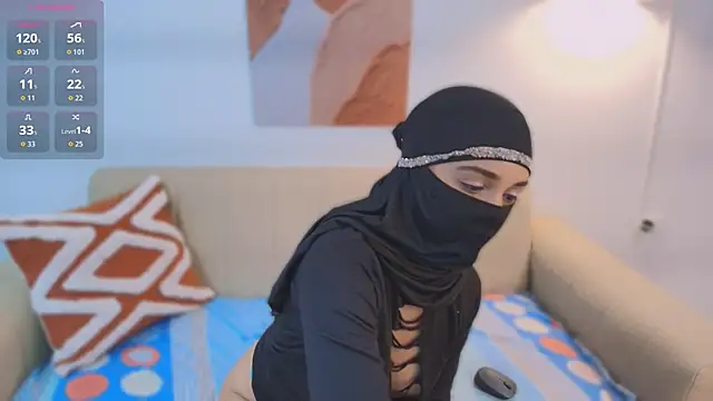 Snapshot of Lailaa_lush chatting on 11.20.25 Lailaa lush online show from 11.20.25