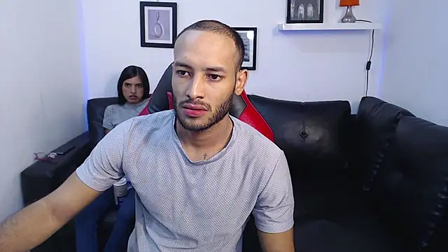 Snapshot of Giselle_Max chatting on 11.08.25 Giselle Max online show from 11.08.25