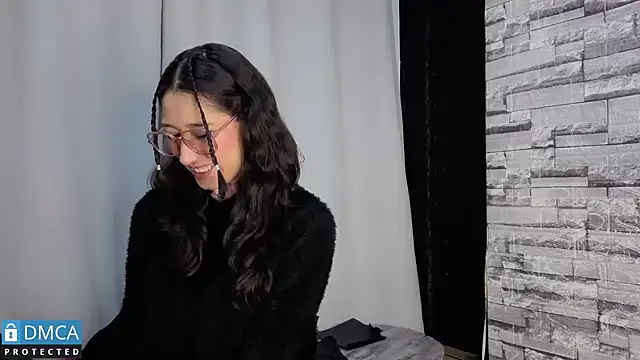 eva delight  online show from 04.25.26