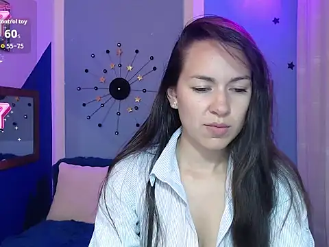 Soffii Dreaaam4 online show from 11.11.25