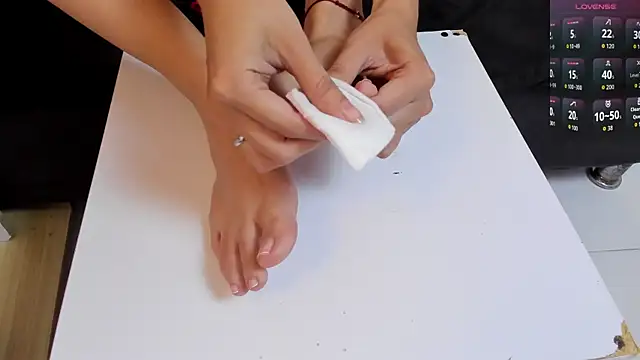 CloePerson online show from 03.02.26