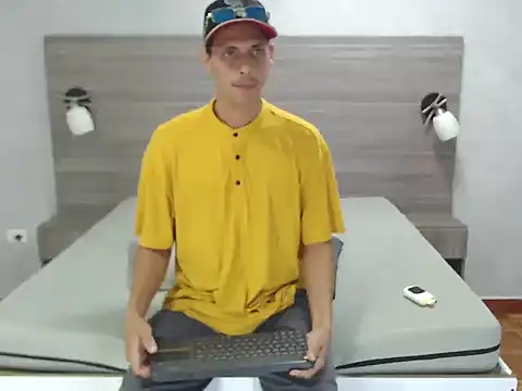 wiltom  online show from 11.30.25