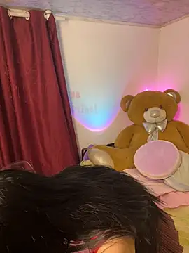wetbyAlice online show from 04.27.26